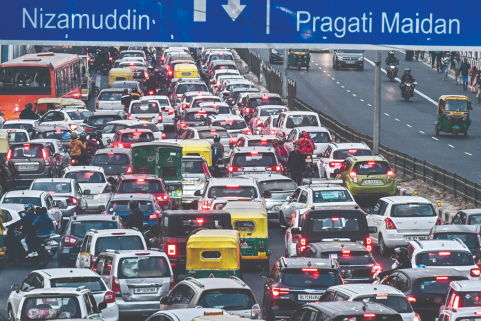 735496-traffic