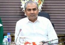 Asia Cup 2025: ਭਾਰਤੀ ਖਿਡਾਰੀਆਂ ਨੇ ਬਿਨਾ ਟਰਾਫੀ ਮਨਾਇਆ ਜਸ਼ਨ! PCB ਮੁਖੀ ਮੋਹਸਿਨ ਨਕਵੀ ਏਸ਼ੀਆ ਕੱਪ ਟਰਾਫੀ ਲੈ ਕੇ ਭੱਜਿਆ ਹੋਟਲ!