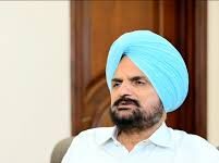 ਸਿੱਧੂ ਮੂਸੇਵਾਲਾ ਦੇ ਪਿਤਾ ਨੇ ਕੀਤਾ ਵਿਧਾਨ ਸਭਾ ਚੋਣਾਂ ਲੜਨ ਦਾ ਐਲਾਨ, ਮੇਰੇ ਪੁੱਤ ਦਾ ਸੁਫ਼ਨਾ ਵਿਧਾਨ ਸਭਾ ਦੀਆਂ ਪੌੜੀਆਂ…