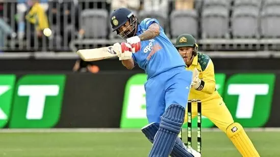 1075692-cricket-aus-ind-6817608650329331760865046205