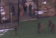 ਲੜਖੜਾਉਂਦੇ ਪੈਰ ਤੇ ਹੱਥਾਂ ‘ਚ ਹੱਥਕੜੀਆਂ, ਨਿਊਯਾਰਕ ਦੀ ਅਦਾਲਤ ‘ਚ ਇੰਝ ਹੋਈ ਰਾਸ਼ਟਰਪਤੀ ਮਾਦੁਰੋ ਦੀ ਪੇਸ਼ੀ