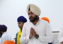 ਚੌਰ ਸਾਹਿਬ ਕਰਵਾਉਣ ਦਾ ਮਾਮਲਾ: ਗੋਬਿੰਦ ਸਿੰਘ ਸੰਧੂ ਸ੍ਰੀ ਅਕਾਲ ਤਖ਼ਤ ਸਾਹਿਬ ਵਿਖੇ ਪੇਸ਼, ਸੌਂਪਿਆ ਖ਼ਿਮਾ ਯਾਚਨਾ ਪੱਤਰ